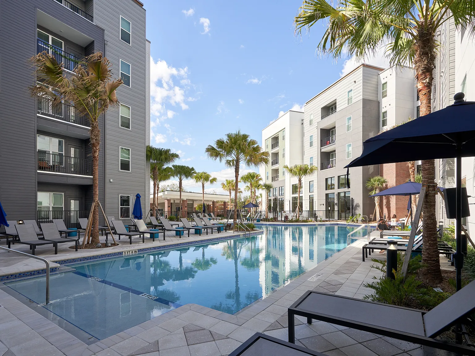 The Accolade Collegiate Village West - Student Housing — Photo 1