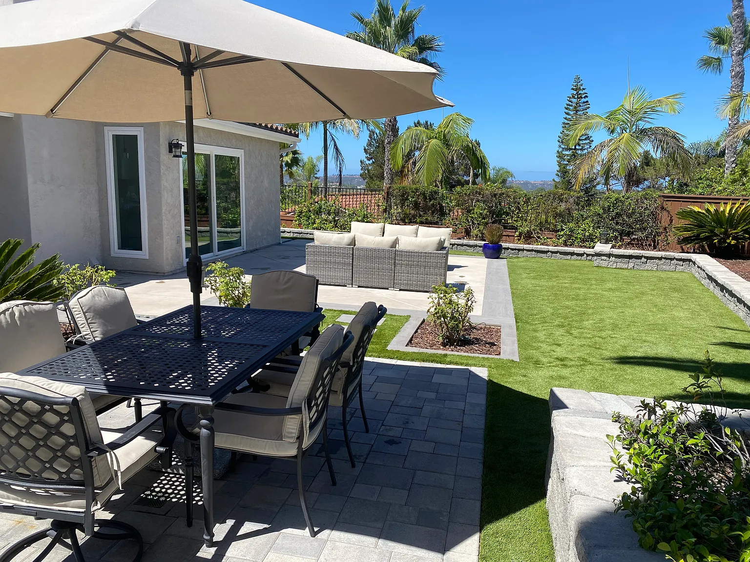 4 bed, 1700 sqft, $5,950 — Photo 4