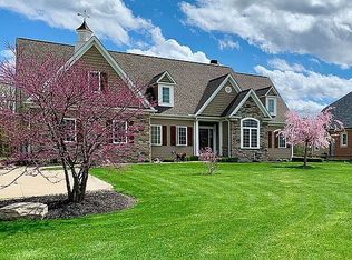 2651 Brainard Rd, Pepper Pike, OH 44124