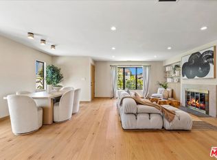14537 Hesby St, Sherman Oaks, CA 91403
