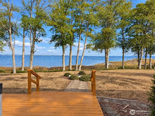674 Chinook Avenue SE, Ocean Shores, WA 98569