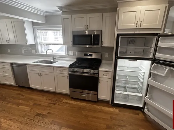 63 Gordon St #2A, Allston, MA 02134