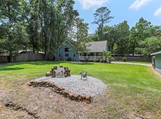 504 Sioux River Rd, Montgomery, TX 77316