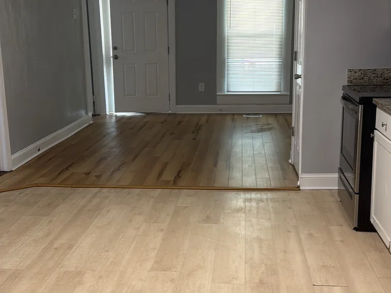 709 Logan St — Photo 8