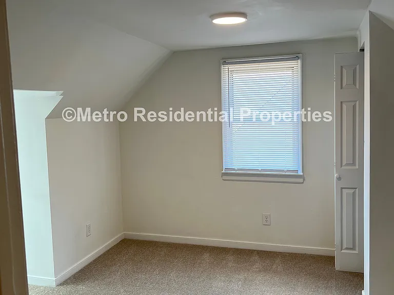 1014 Nelson St — Photo 19
