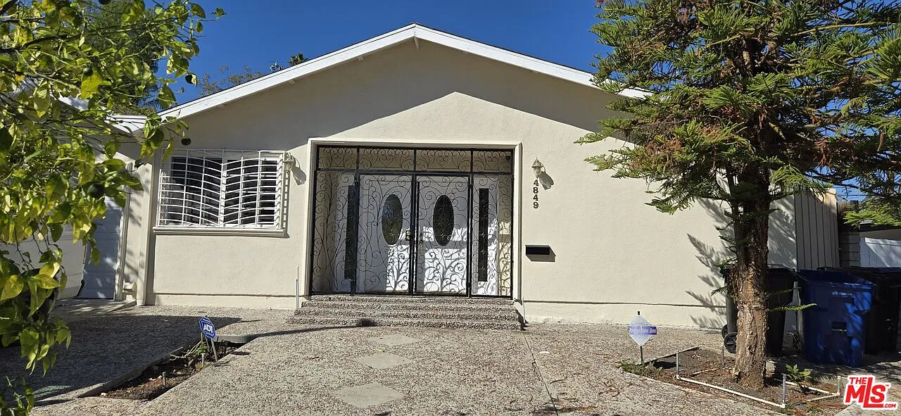 3 bed, 3.5 bath, 2061 sqft, $5,650 — Photo 1