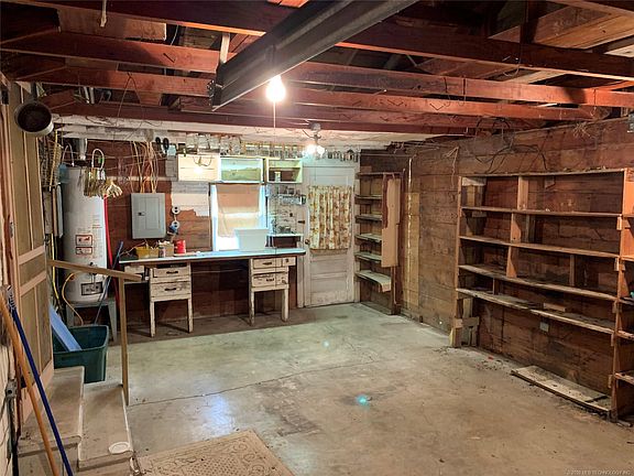 5th image of 104 S Ora St