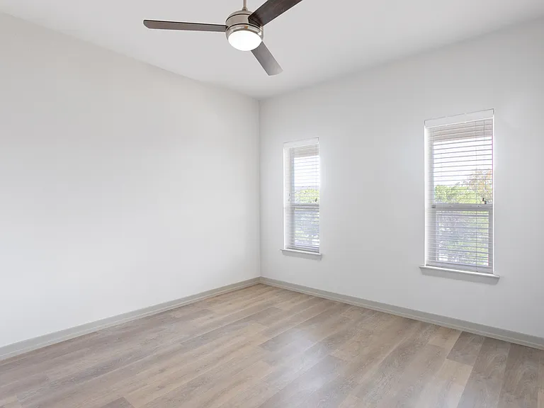 Terra Apartments — Photo 45