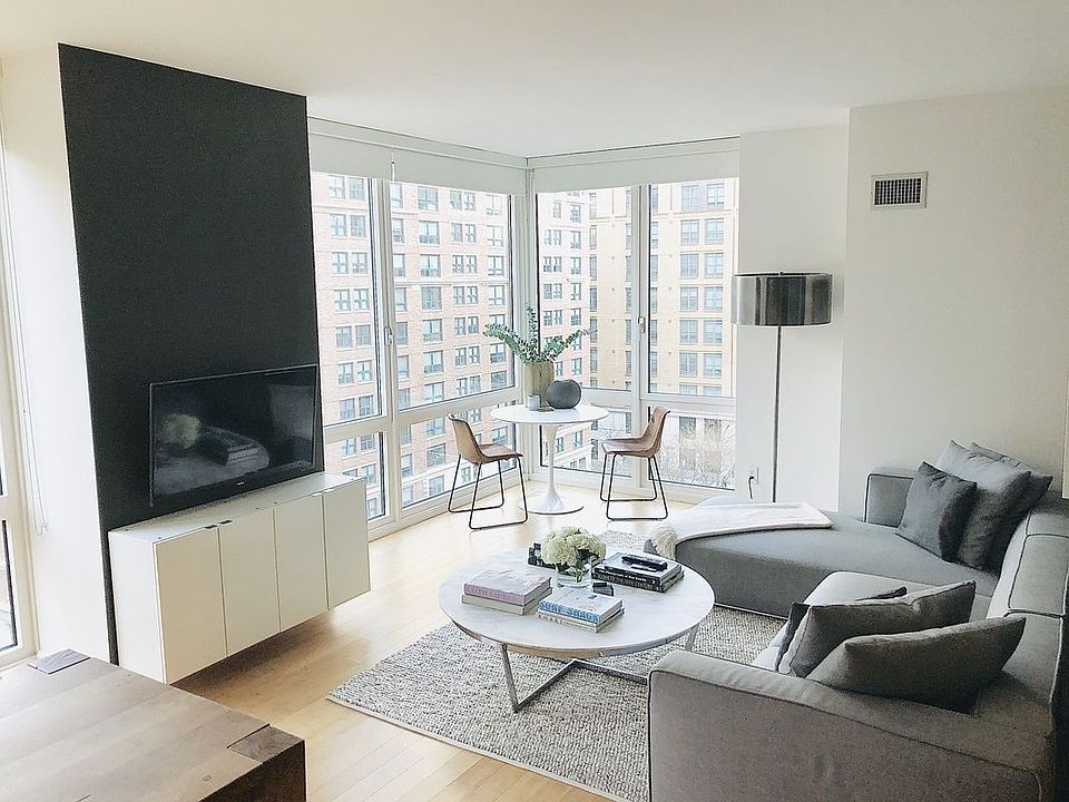 1st image of 300 N End Ave APT 9M