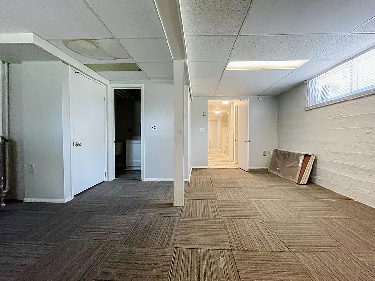 1925 E 5th St #7 — Photo 7