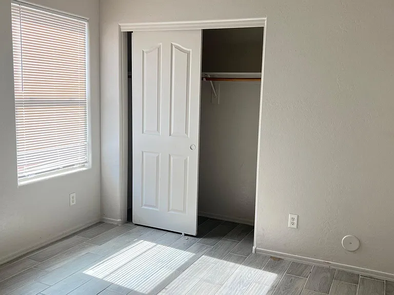 9843 E Emelita Ave — Photo 10