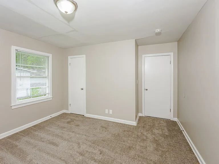 433 Orchid Rd — Photo 9