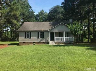 472 Irvan St, Clayton, NC 27520
