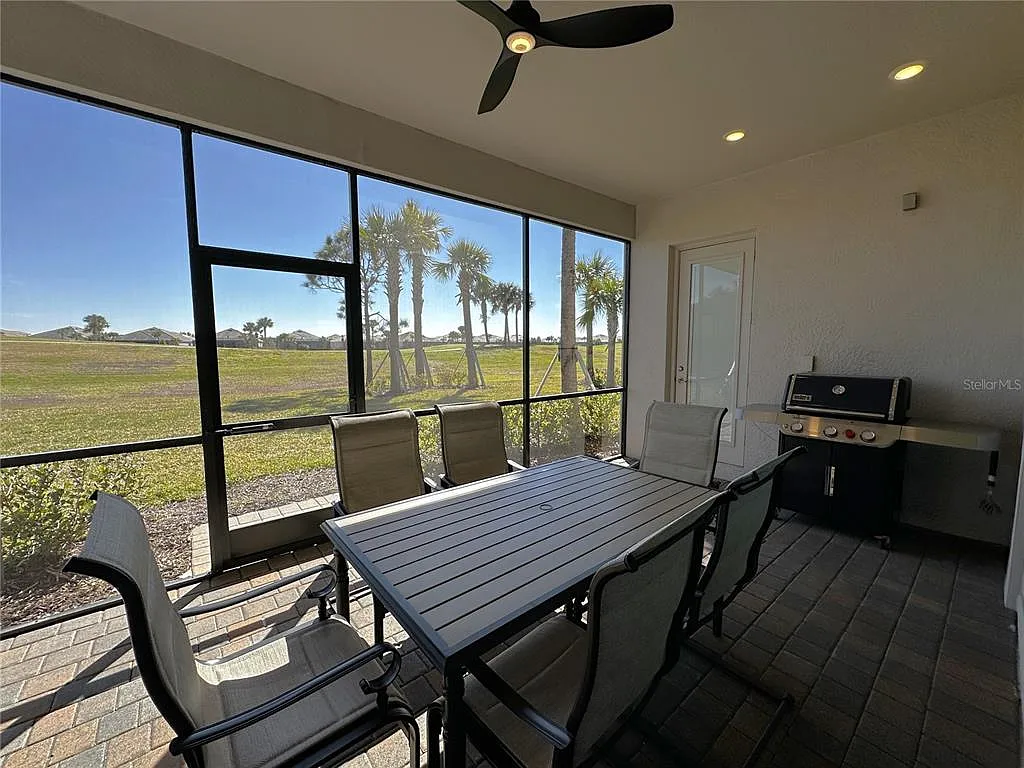 4 bed, 2.0 bath, 2245 sqft, $8,500 — Photo 2