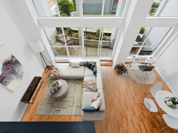 933 Seymour St #512, Vancouver, BC V6B 6L6