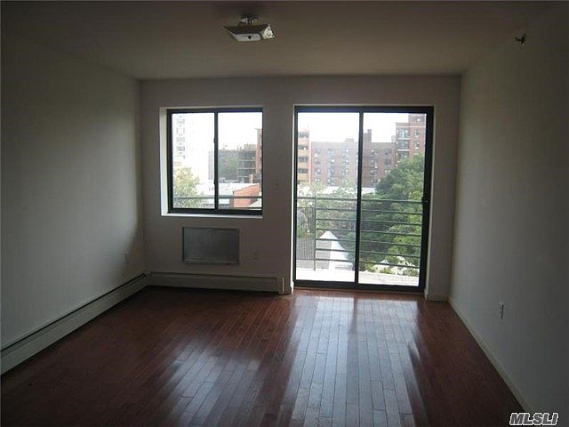 1st image of 14223 37th Ave APT 7C