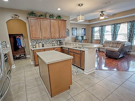 3rd image of 573 Blue Cypress Dr