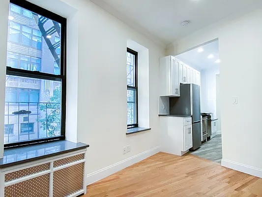 Rented by City Connections Realty | media 46