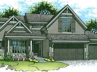 9251 Marion St, Lenexa, KS 66220