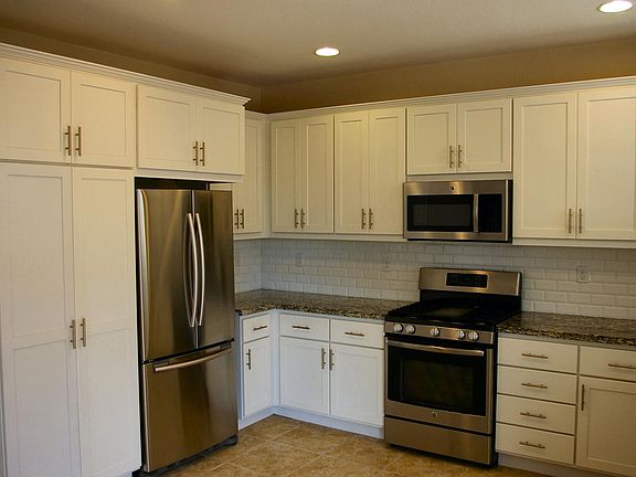 5th image of 365 Spelman Ct