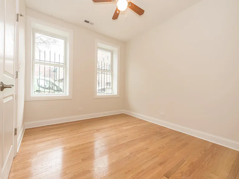 846 N Hermitage Ave #1R — Photo 12