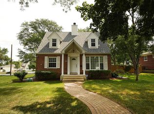 5727 Main St, Downers Grove, IL 60516