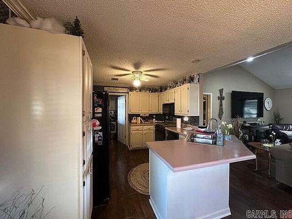 4th image of 311 High Ridge Dr