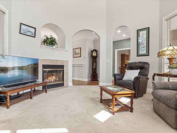 3rd image of 5877 Garrison Blvd