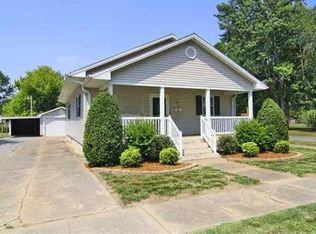 201 Black Ave, Chaffee, MO 63740