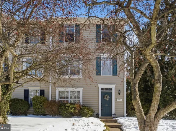 10293 Calypso Dr, Manassas, VA 20110