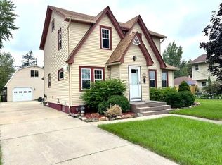 245 S Gilbert St, Footville, WI 53537
