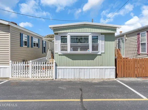 20 15th Avenue, Seaside Park, NJ 08752