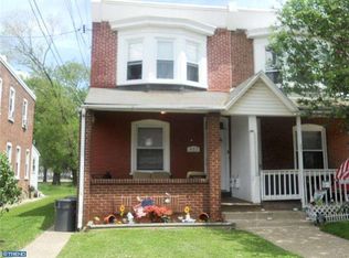 923 Saville Ave, Crum Lynne, PA 19022