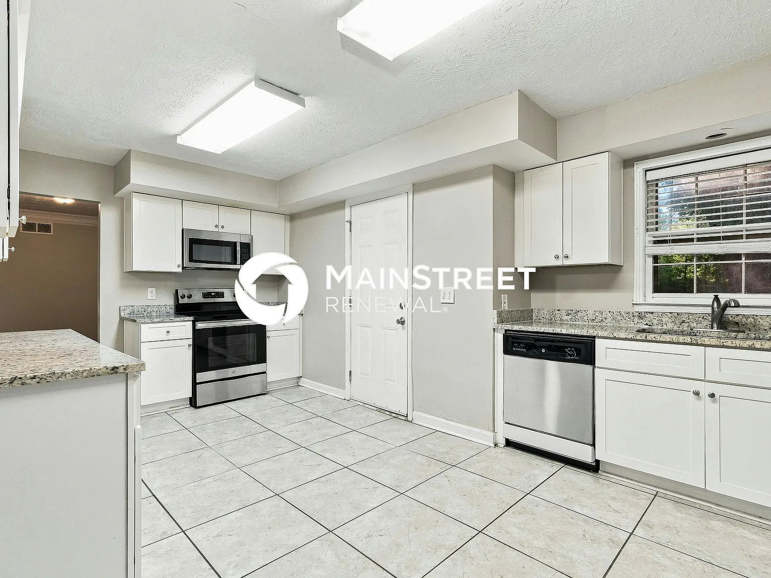 3837 Eagle Woods Cir — Photo 4