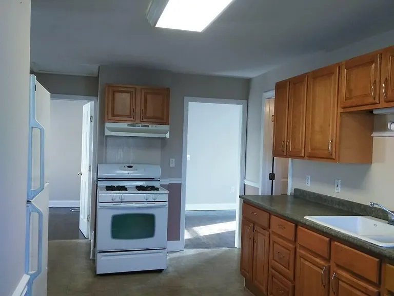 538 Capitol Ave — Photo 14