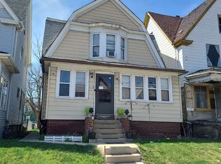 2933 N 27th St, Milwaukee, WI 53210