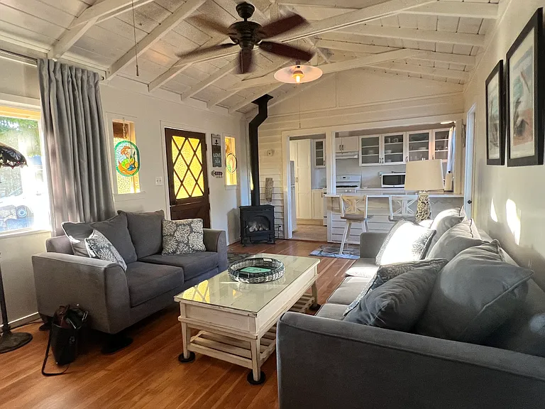 245 Esparto Ave — Photo 1