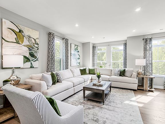 Mozart Urban 3 Story