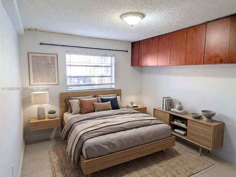 4050 NW 135th St #8-9 — Photo 7