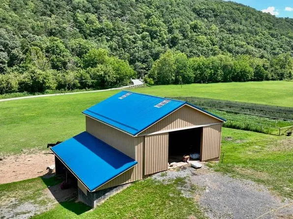 1269 Indian Creek Rd, Ballard, WV 24918