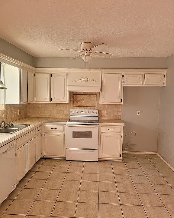 1st image of 512 Vickie Dr