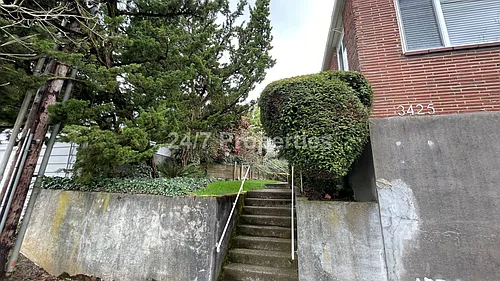 3425 SW 11th Ave #4 Photo 1