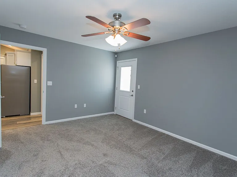 112 Bogad St — Photo 11