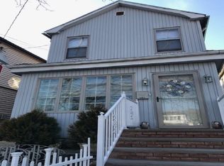 2230 W 6th St, Brooklyn, NY 11223