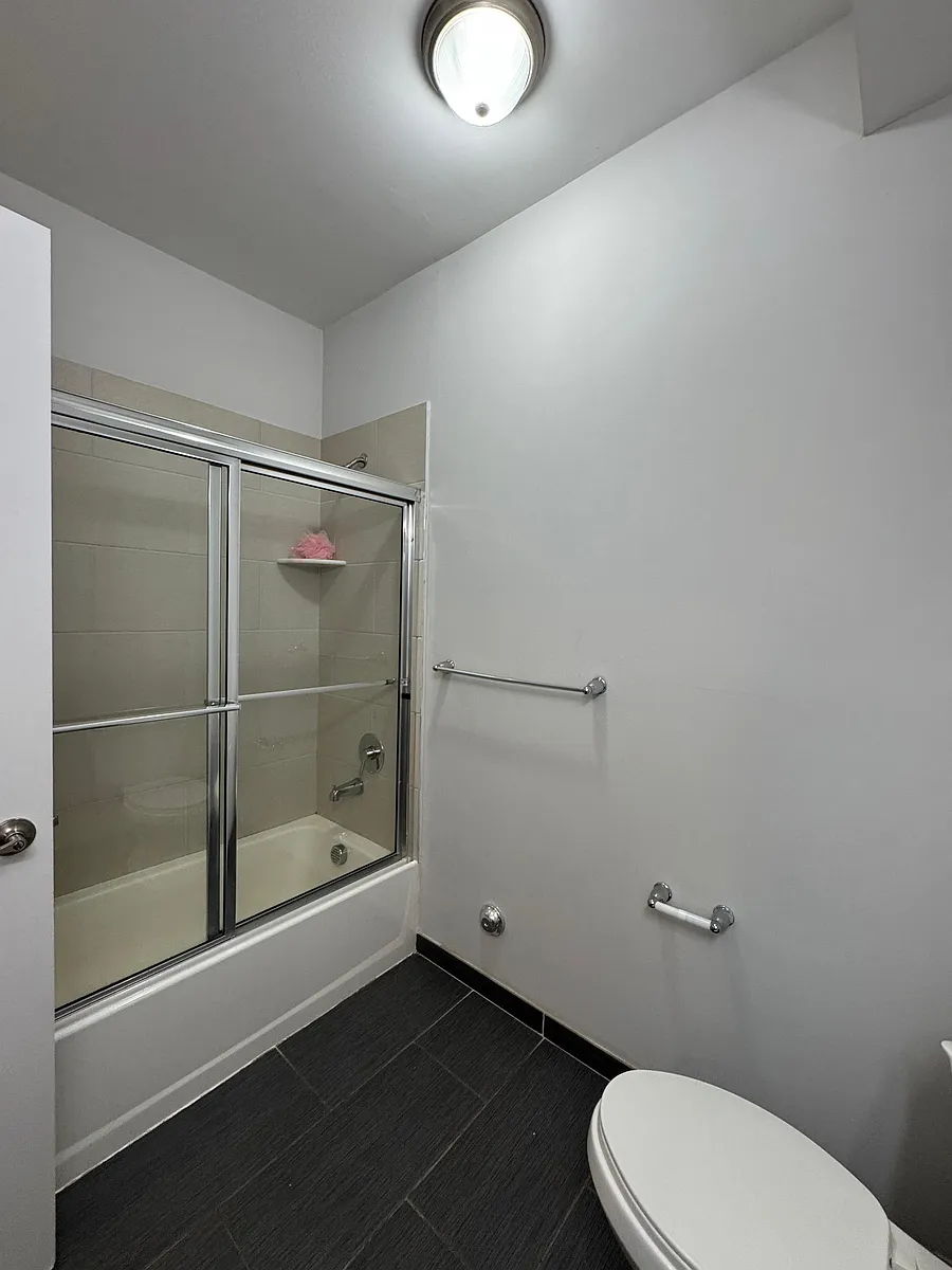 Building Photo - 408 Westminster Ave #101