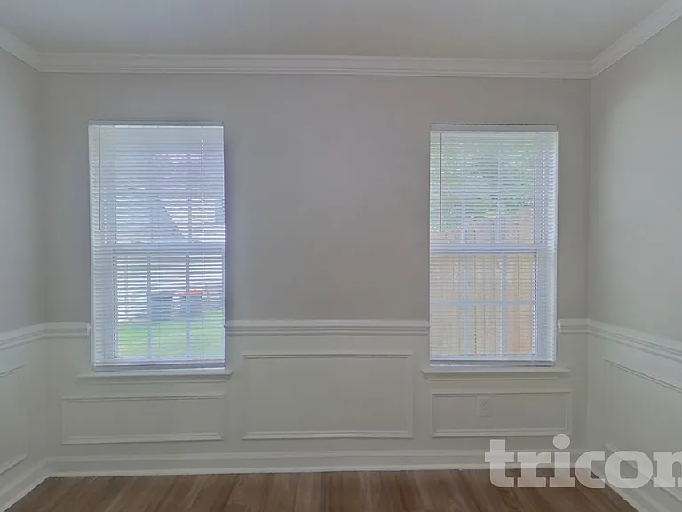 432 Rolling Stream Dr — Photo 5