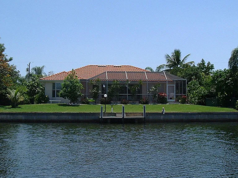 450 Sorrento Ct — Photo 29