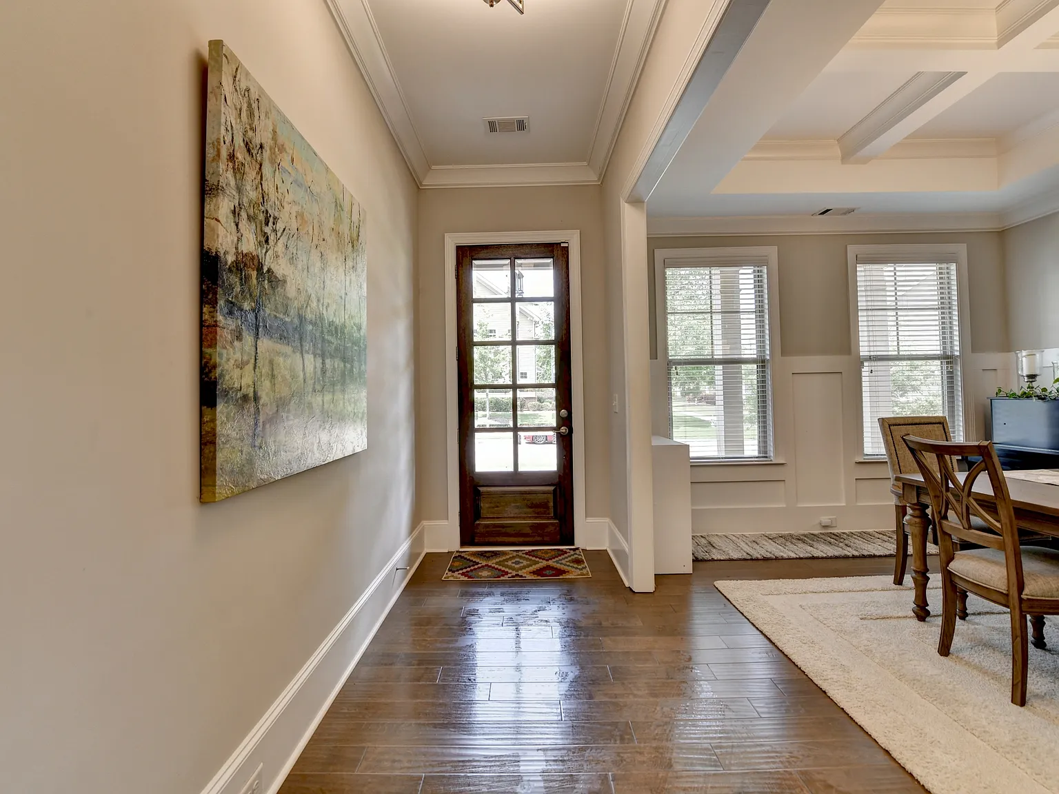 5 bed, 4.5 bath, 3678 sqft, $5,500 — Photo 3