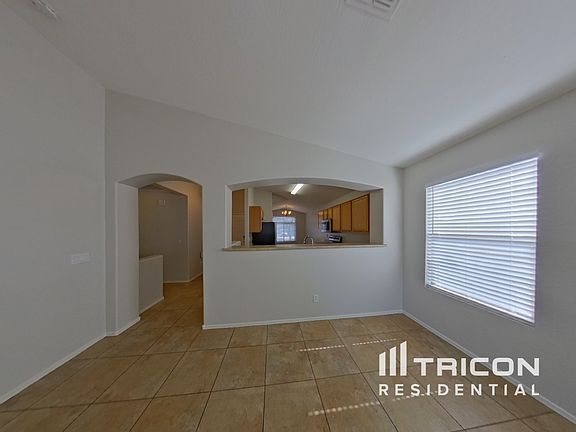 3rd image of 3426 W Wayland Dr