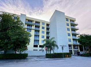1350 NW 8th Ct #A6, Miami, FL 33136